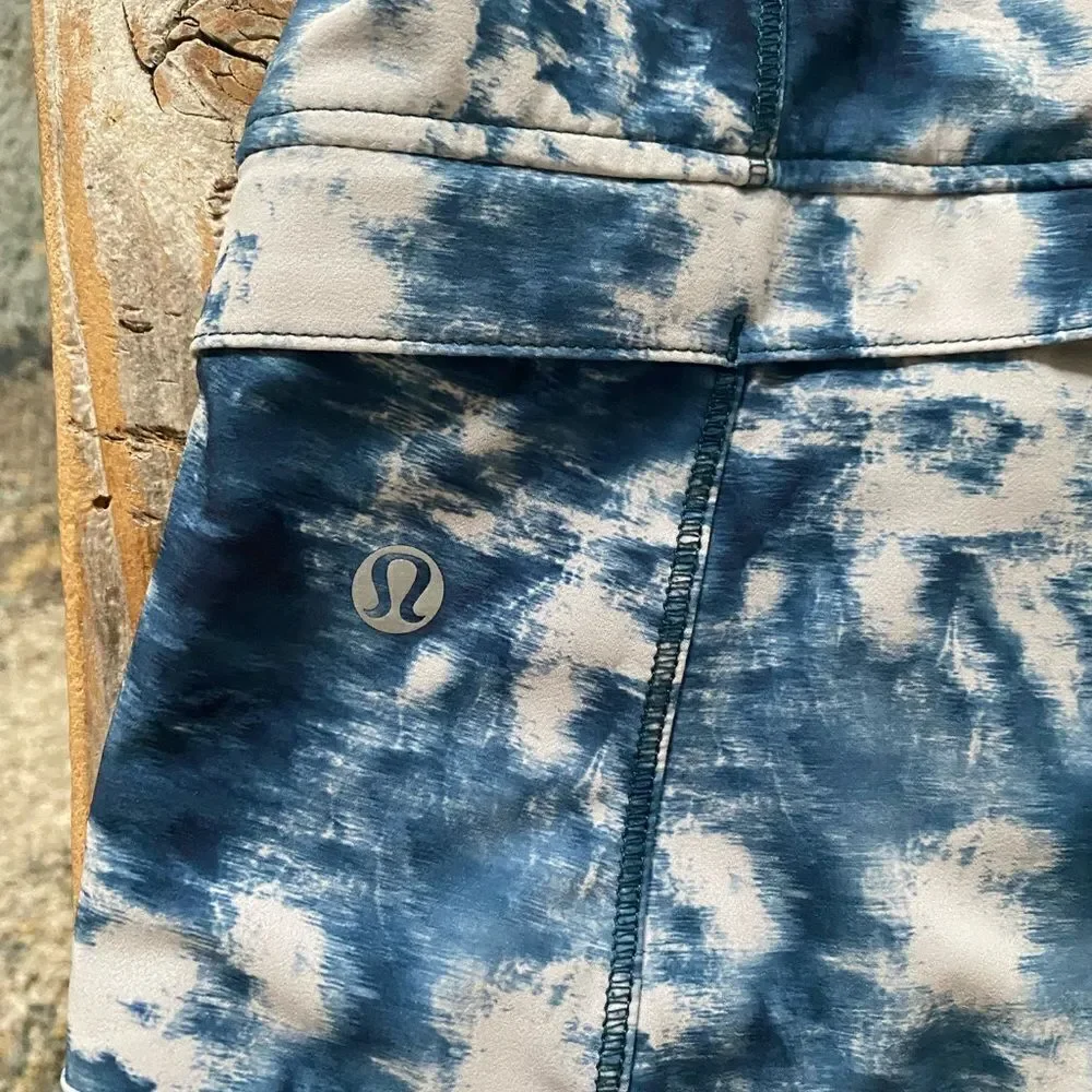 Lululemon Light Speed Vest Sea Side Silver Fox Alberta Lake blue and white